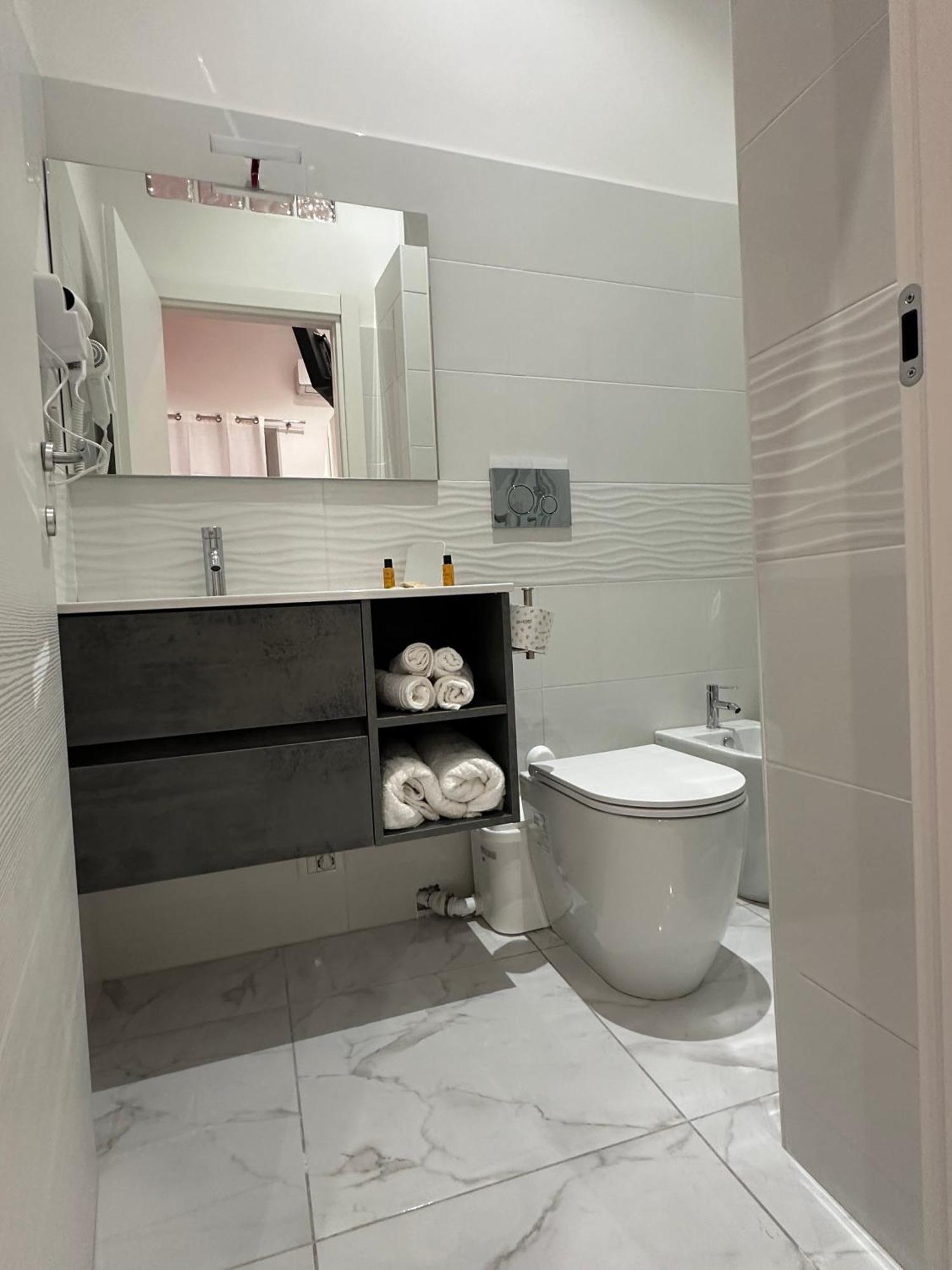 Santa Chiara Garden View B&B Napoli Dış mekan fotoğraf